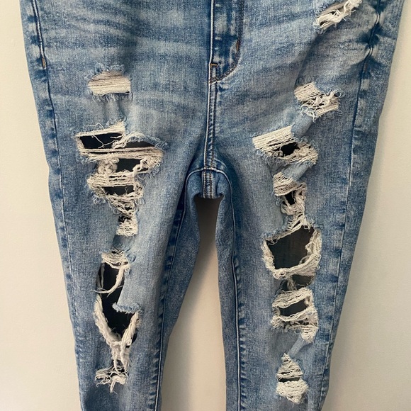 Women’s American Eagle jeans - Picture 2 of 7